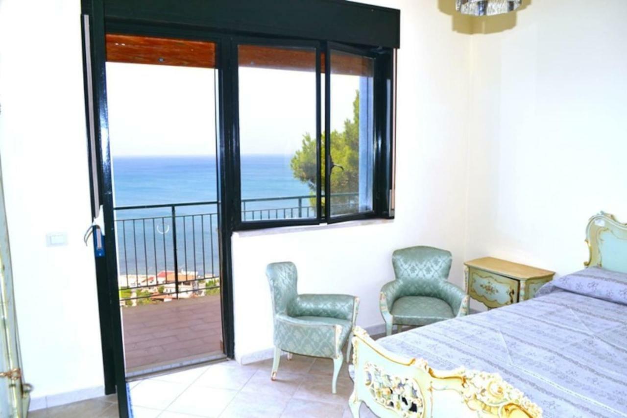 Casa Vacanze La Petrusella Trabia Ngoại thất bức ảnh